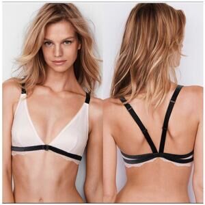 ⭐️Victoria Secret Cream/Black Lace Crochet Bra Sz S